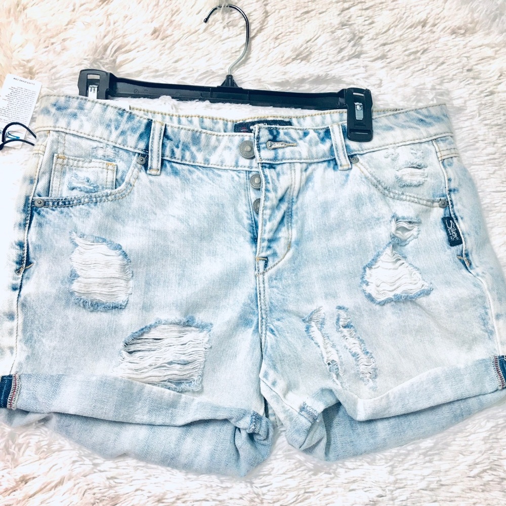 Silver JeansCo. Kellaine Shorts